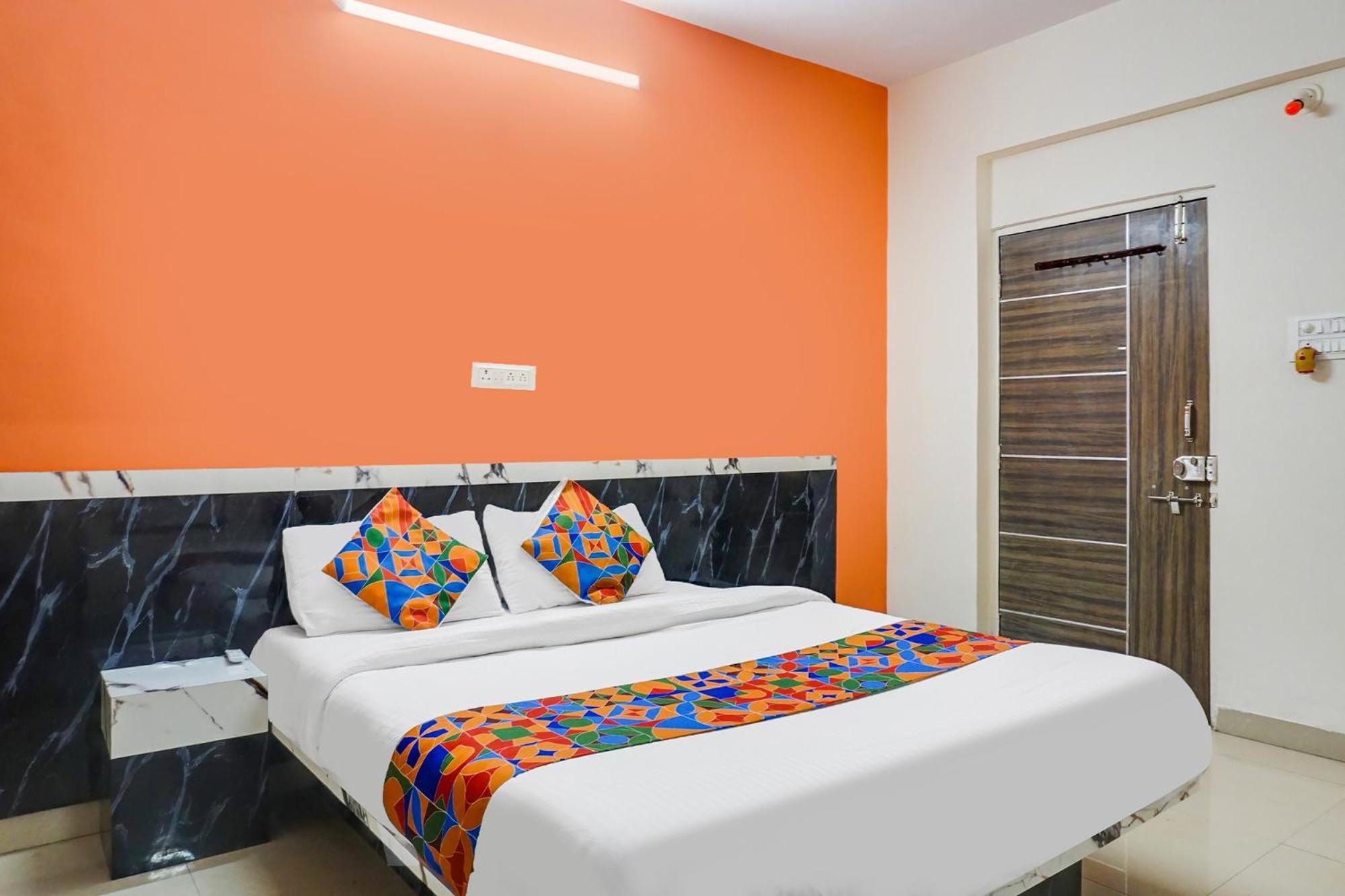 Fabhotel Star Executive 3* Pune